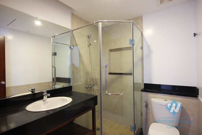 Cosy 03 bedrooms apartment with stunning lakeview for rent in Tay Ho, Ha Noi